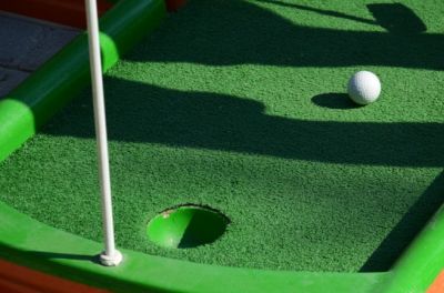 Mini golf
